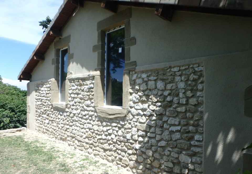 nos realisations-Montage pierre naturelle pour mur extérieur et intérieur-La Pierre d’Uzel (2)
