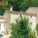 Magnifique transformation en mas provençal par la Pierre d'Uzel à Poet Laval, drome du sud.